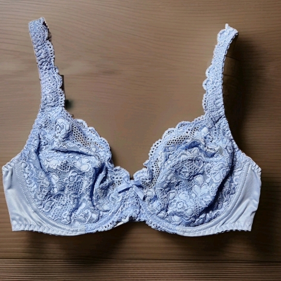 Vintage Chantelle Made in France Unlined Lace Bra 38C Light Blue - Picture 2 of 8